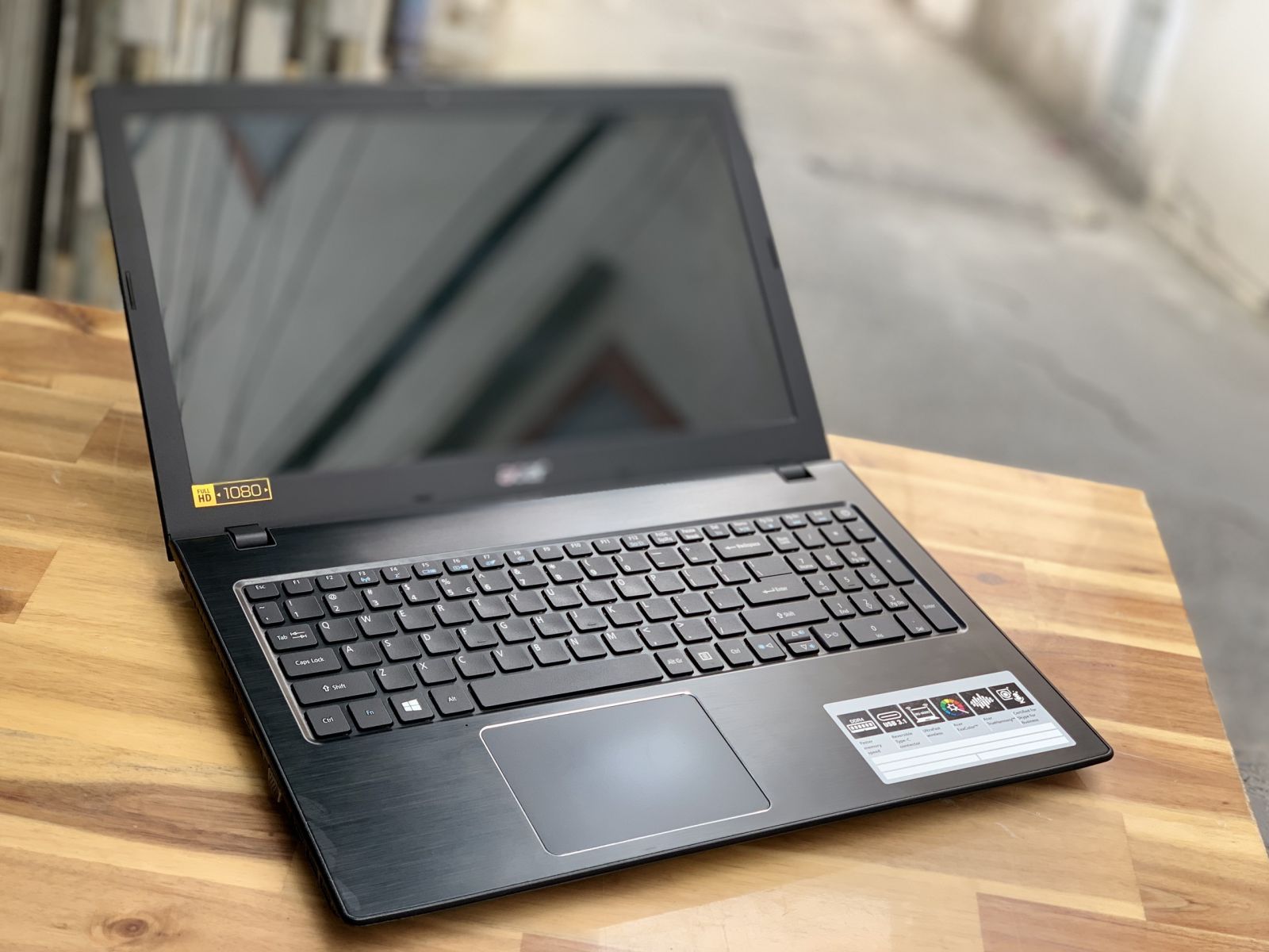 Laptop Acer E5-575G, i5 7200U 4G SSD128+500G Vga rời GT940MX 2G Full H - 2