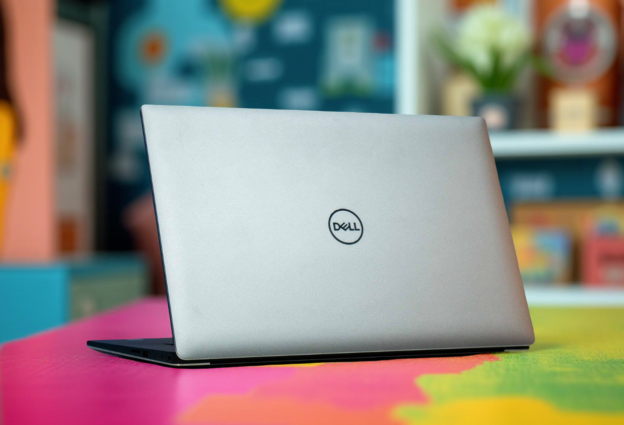 Dell Precision 5540 i9 Giá Rẻ - Quadro T2000, Workstation Đồ Họa