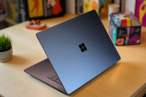 MICROSOFT SURFACE LAPTOP 4 15 INCH i7 1185G7 2K CẢM ỨNG DOANH NHÂN CAO CẤP GIÁ RẺ