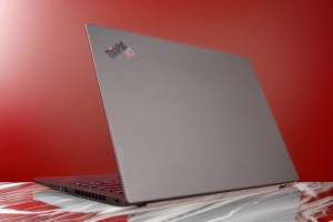Lenovo ThinkPad X1 Carbon Gen 8 i7 10610U RAM 16GB SSD 512GB 14inch FHD Giá Rẻ