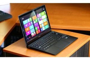 Laptop ultralbook sonyvaio SVP13. i5 4200, 4G