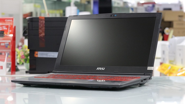 Laptop Gaming MSI GV62 7RE, i7 7700HQ 8G SSD128+1000G GTX1050TI 4G Full HD LED Đỏ LIKE NEW2