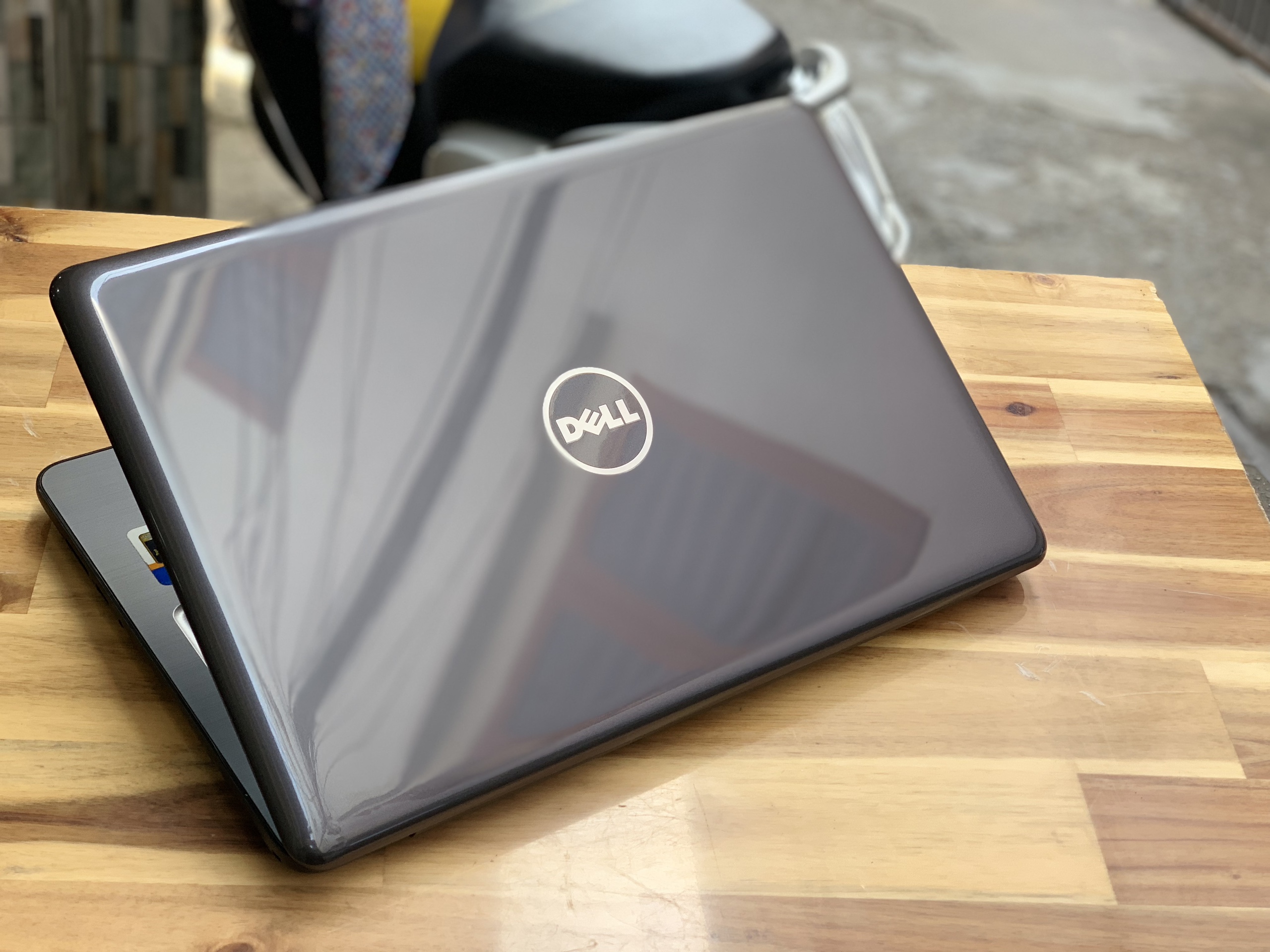 Laptop Dell Inspiron 5567, i5 7200U SSD256 Vga rời AMD R7 M445 Đèn phím Full HD Đẹp Keng Zin Giá rẻ3