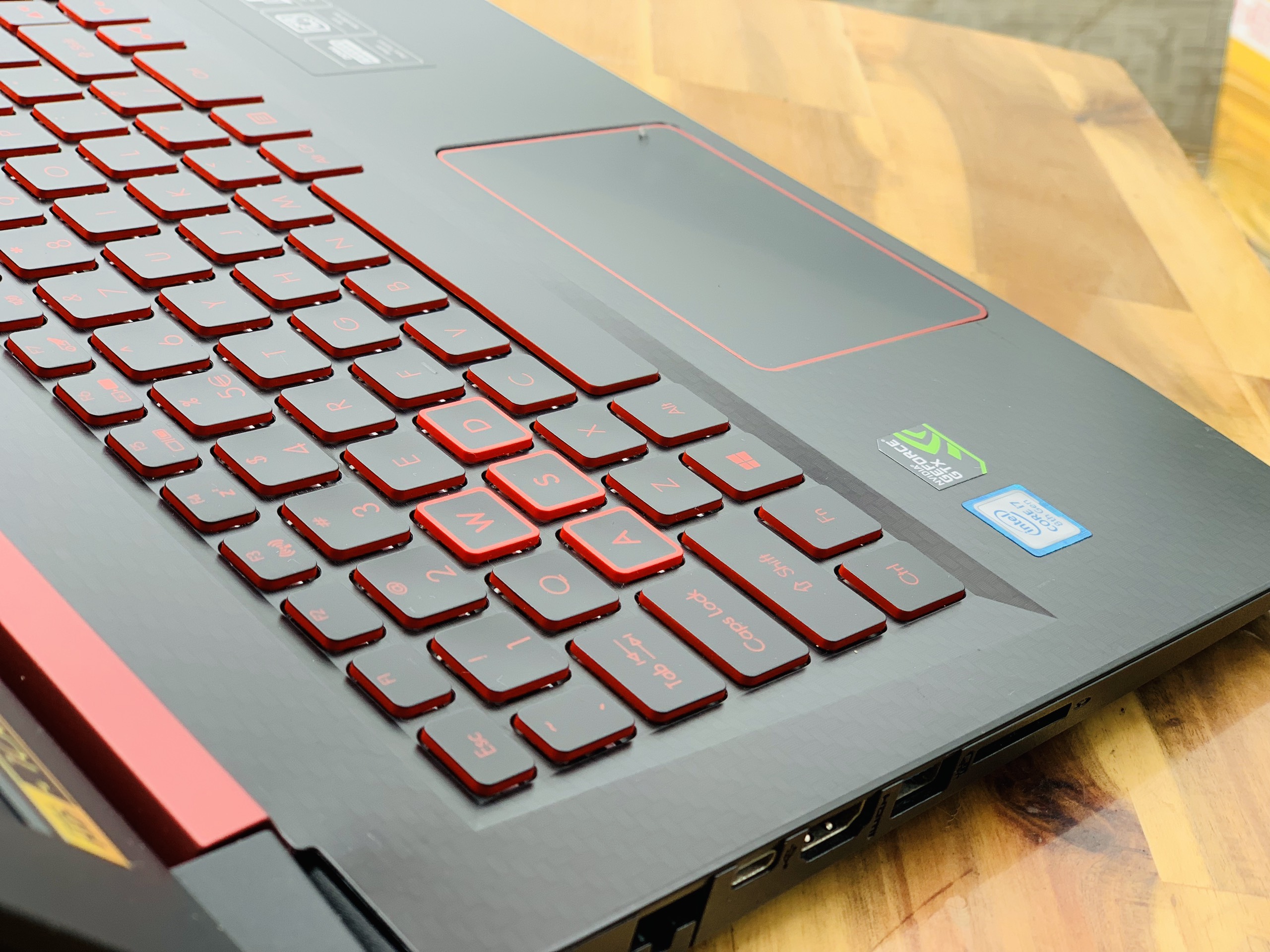 Laptop Gaming Acer Nitro 5 AN515-52, i7 8750HQ 8G SSD128+1000G Vga GTX1050TI 4G Full HD Đèn phím Giá rẻ4