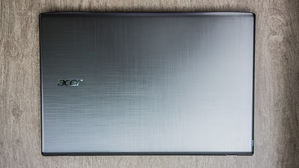 Laptop Acer E5-575G/ i5 7200U/ 8G/ SSD128 - 500G/ Vga rời GT940MX/ Chuyên Game Đồ họa/ Giá rẻ3