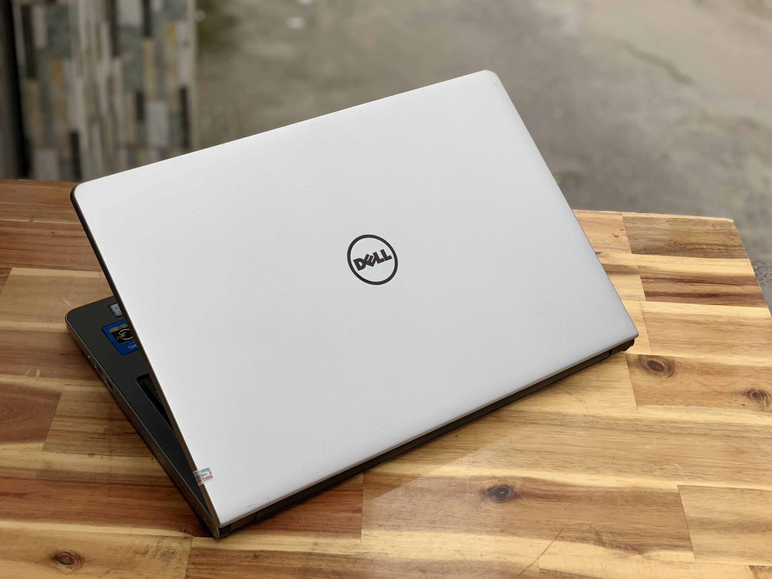 Laptop Dell Ultrabook 5559 , i5 6200U 8G SSD128G màu bạc đẹp zin 100% Giá rẻ1