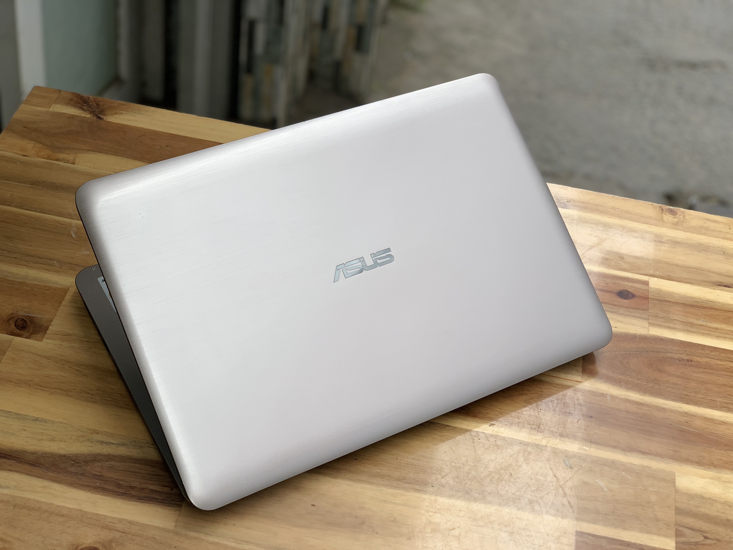 Laptop Asus A556UR, I5 6200U 4G SSD128 Vga GT930MX 2G Đẹp zin 100% Giá rẻ2