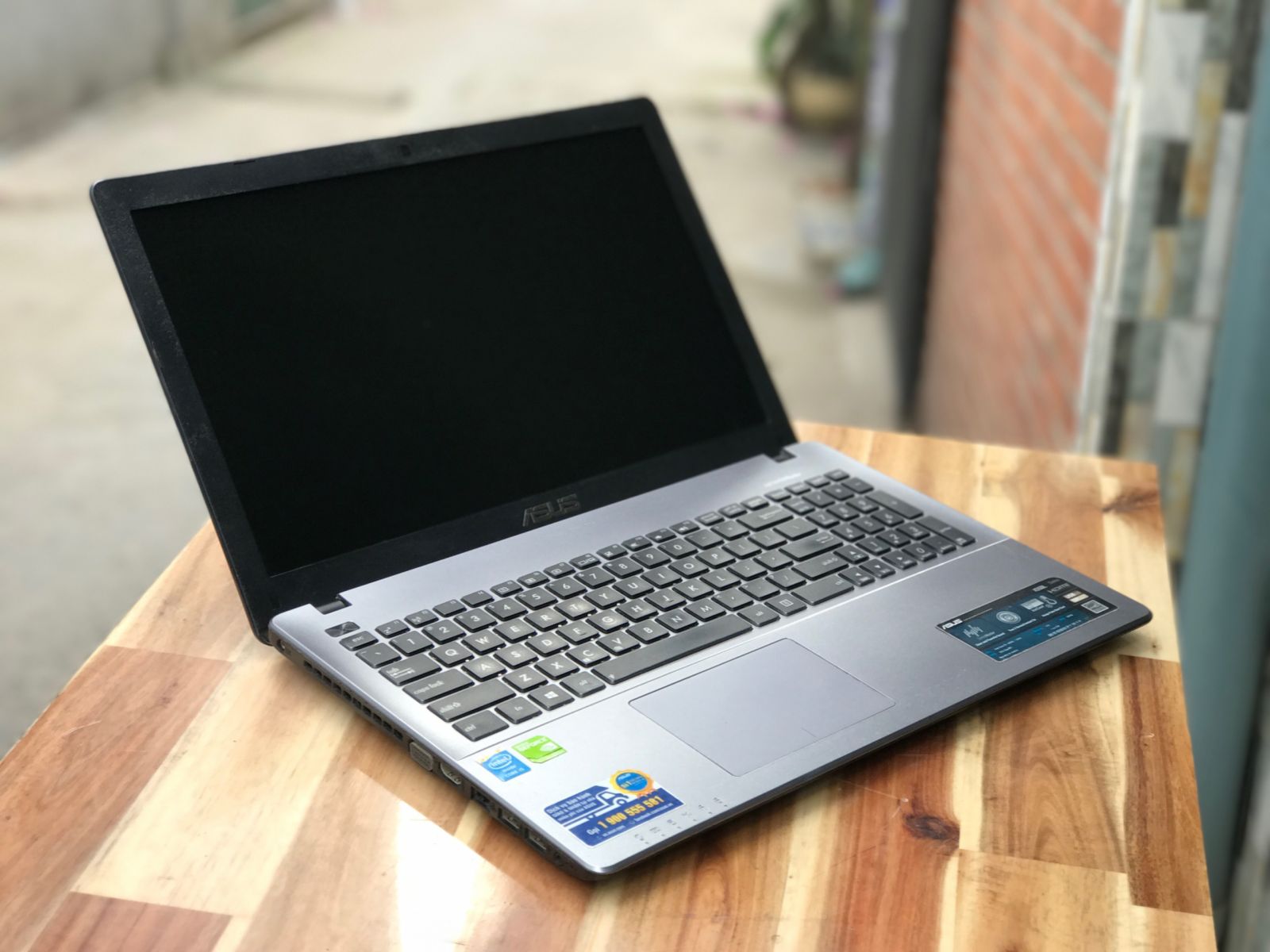 Laptop Asus X550LD/ i5 4210U/ 4G/ SSD128 - 500G/ Vga rời/ 15.6in/ Win 10/ Giá rẻ2