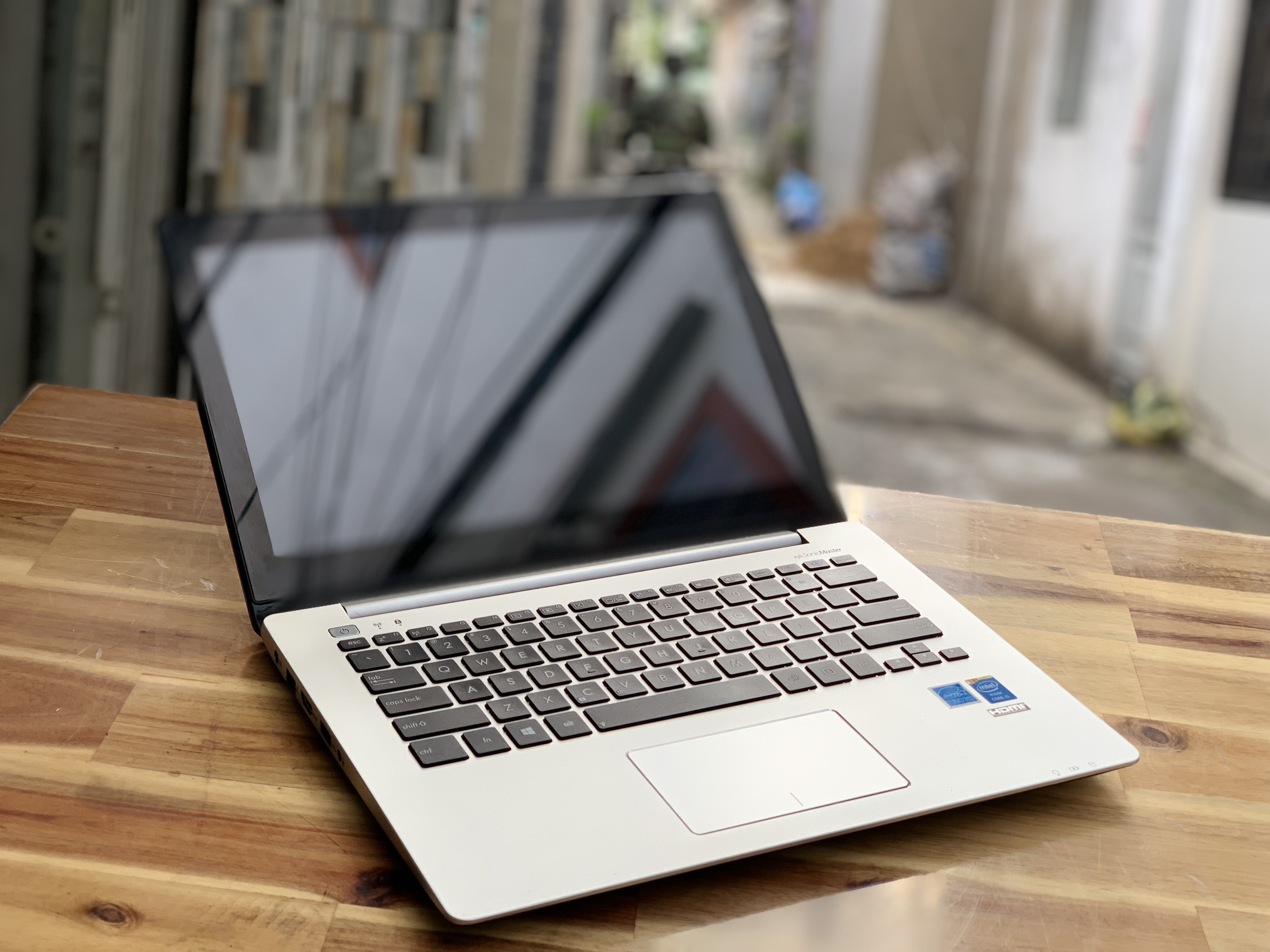 Laptop Asus Vivobook S301LA, i5 4200U 4G SS128 Cảm ứng 13in đẹp zin 100% Giá rẻ1