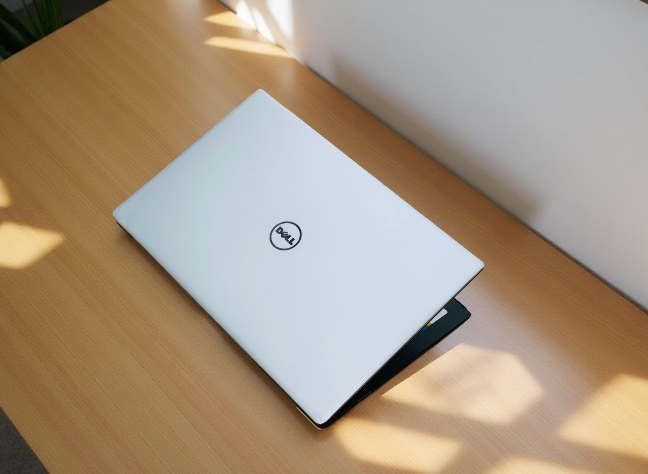 LAPTOP DELL XPS 13 9360 i5 8250U 13.3 INCH FHD VỎ NHÔM SIÊU MỎNG NHẸ GIÁ RẺ1