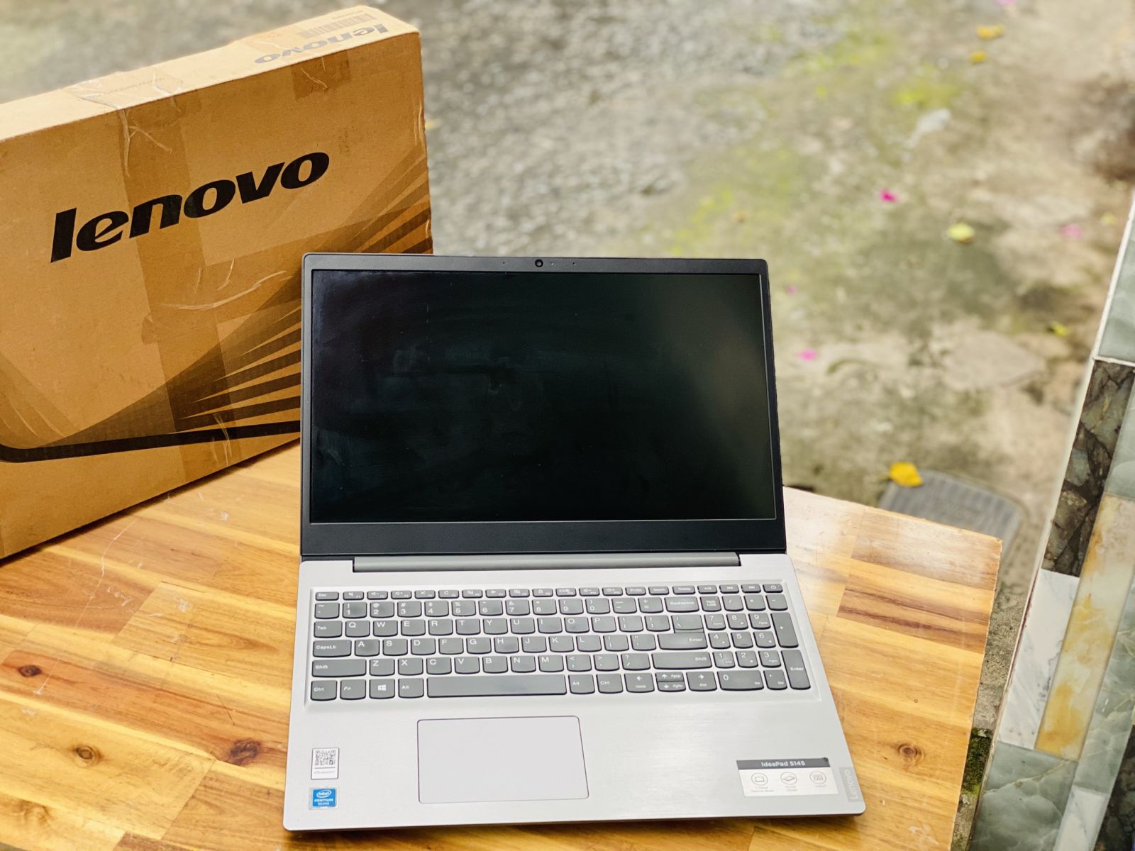 Laptop Lenovo Ideapad S145-15API/ Ryzen 5 3500 8CPUS/ 8G/ SSD256/ Vga 8/ Full HD/ Viền Mỏng1