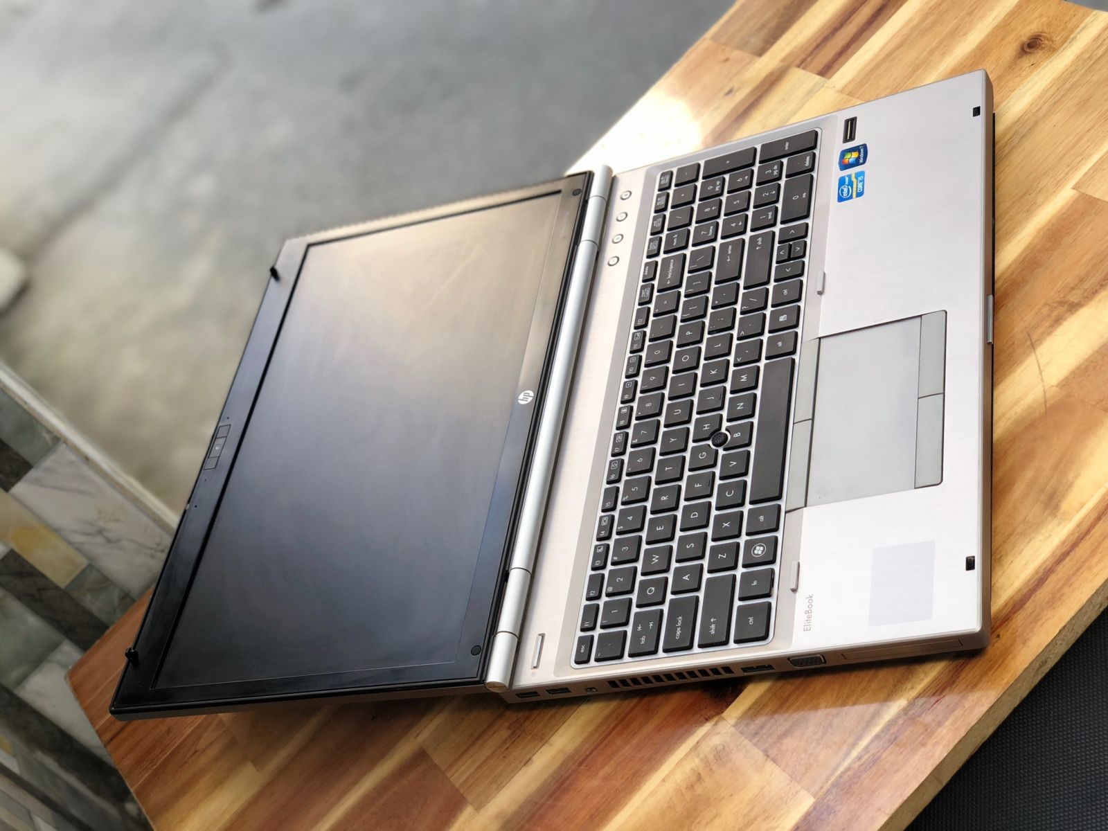 Laptop HP Elitebook 8560P i5 2410M/ 8G/ SSD256/ 15.6inch/ Vỏ Nhôm/ Siêu Bền/ Gập 180 độ/ Giá rẻ4