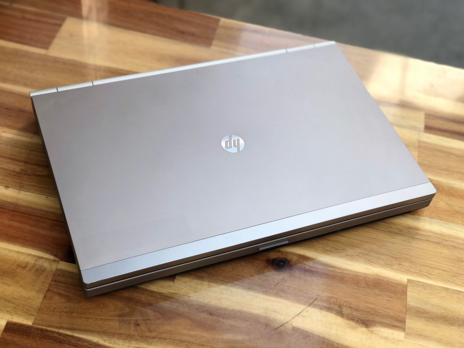 Laptop HP Elitebook 8560P i5 2410M/ 8G/ SSD256/ 15.6inch/ Vỏ Nhôm/ Siêu Bền/ Gập 180 độ/ Giá rẻ1