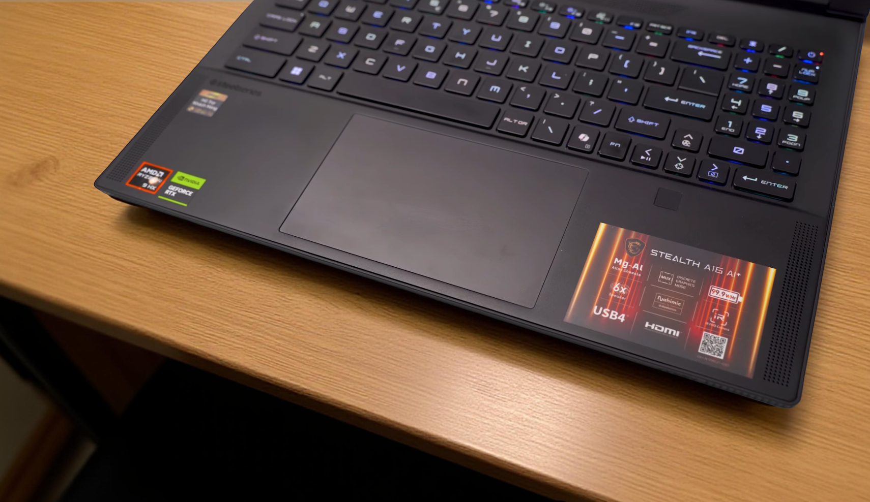 LAPTOP MSI STEALTH A16 AI+ RYZEN AI 9 365 RTX 4070 8GB 16INCH QHD 240HZ GAMING VỎ NHÔM CAO CẤP GIÁ RẺ1