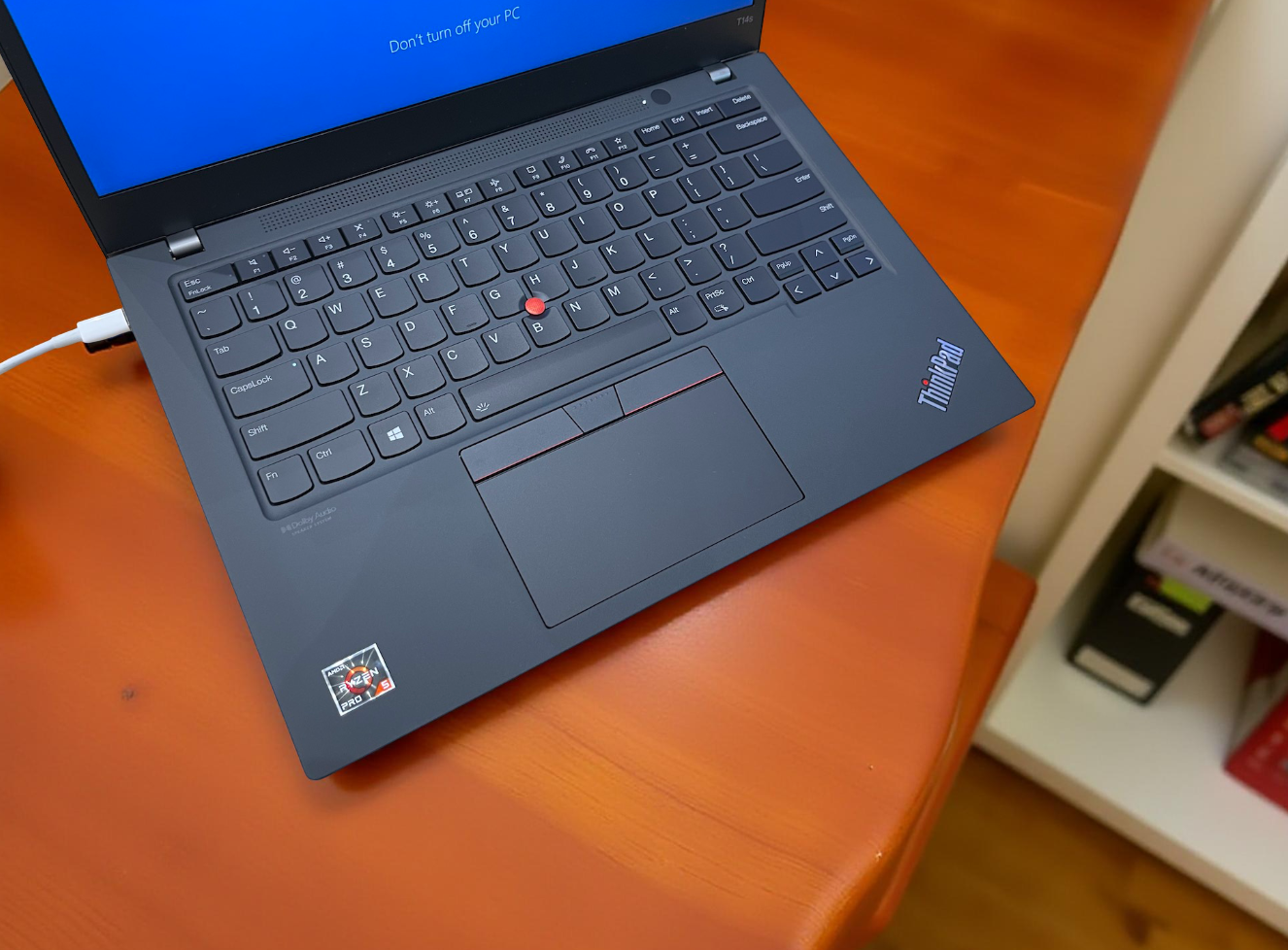 LAPTOP LENOVO THINKPAD T14S GEN 2 RYZEN 5 PRO 5650U 14INCH FHD LẬP TRÌNH KẾ TOÁN SIÊU BỀN GIÁ RẺ2