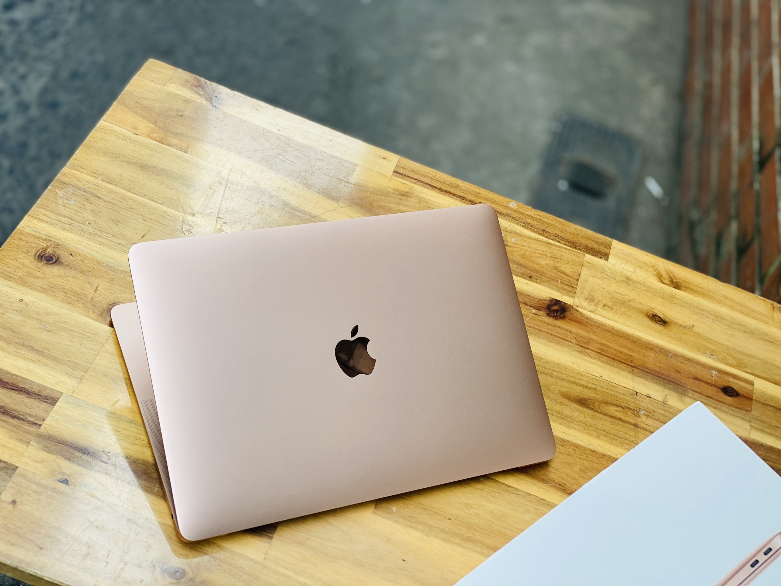Macbook Air 2019/ Core i5/ 8G/ 13in/ Retina/ Pin lâu/ Phiên bản giới hạn/ Màu vàng hồng sang chảnh/ Giá rẻ4