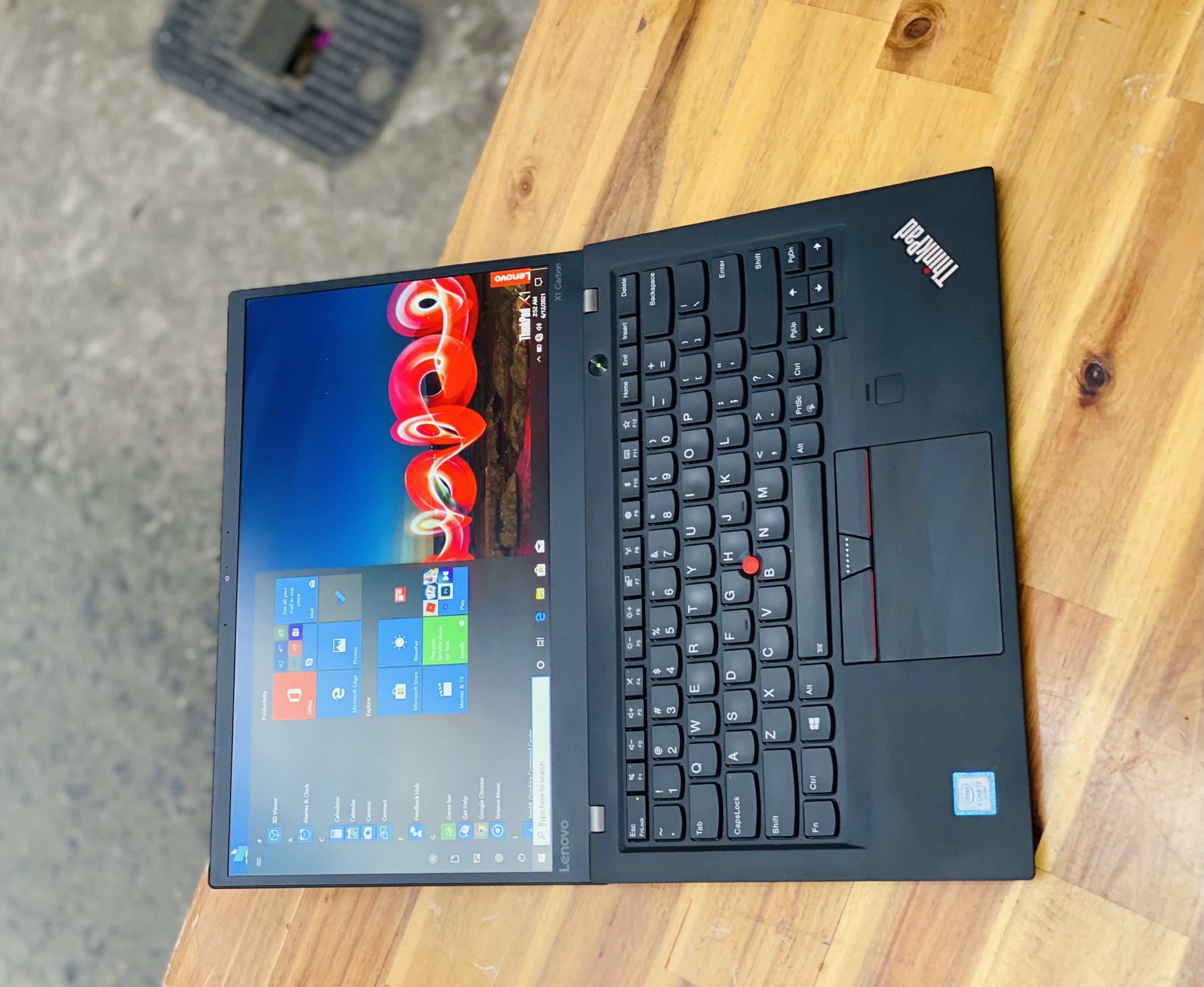 Laptop Lenovo Thinkpad X1 Carbon Gen 5/ i7 6500U/ 8G/ SSD256/ Viền Mỏng/ Full HD/ Chuẩn Doanh Nhân/ Giá rẻ1