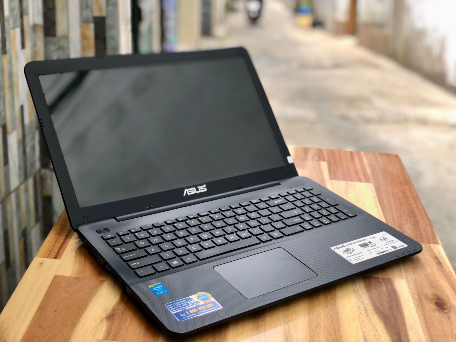 ASUS ノートPC F554L