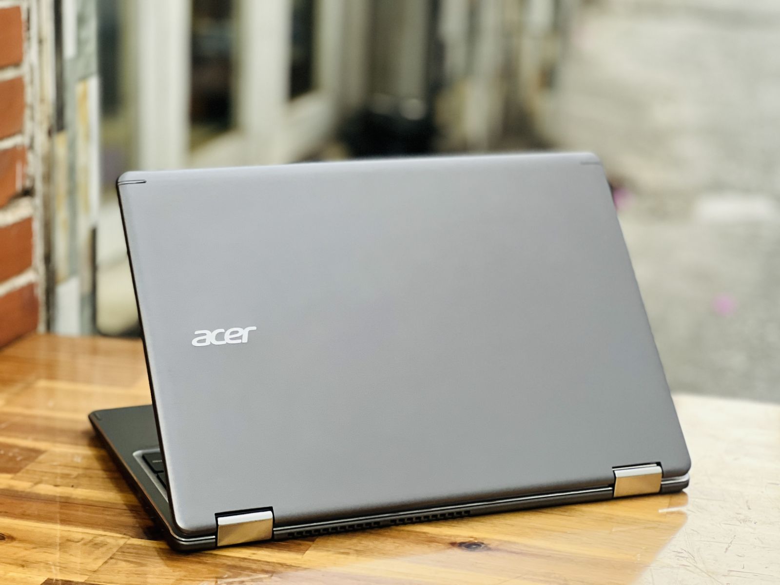 Laptop Cũ Giá Rẻ Acer Aspire R5 571T I5 7200U/ RAM 8GB SSD 256GB/ Full HD/ Cảm Ứng Lật Xoay