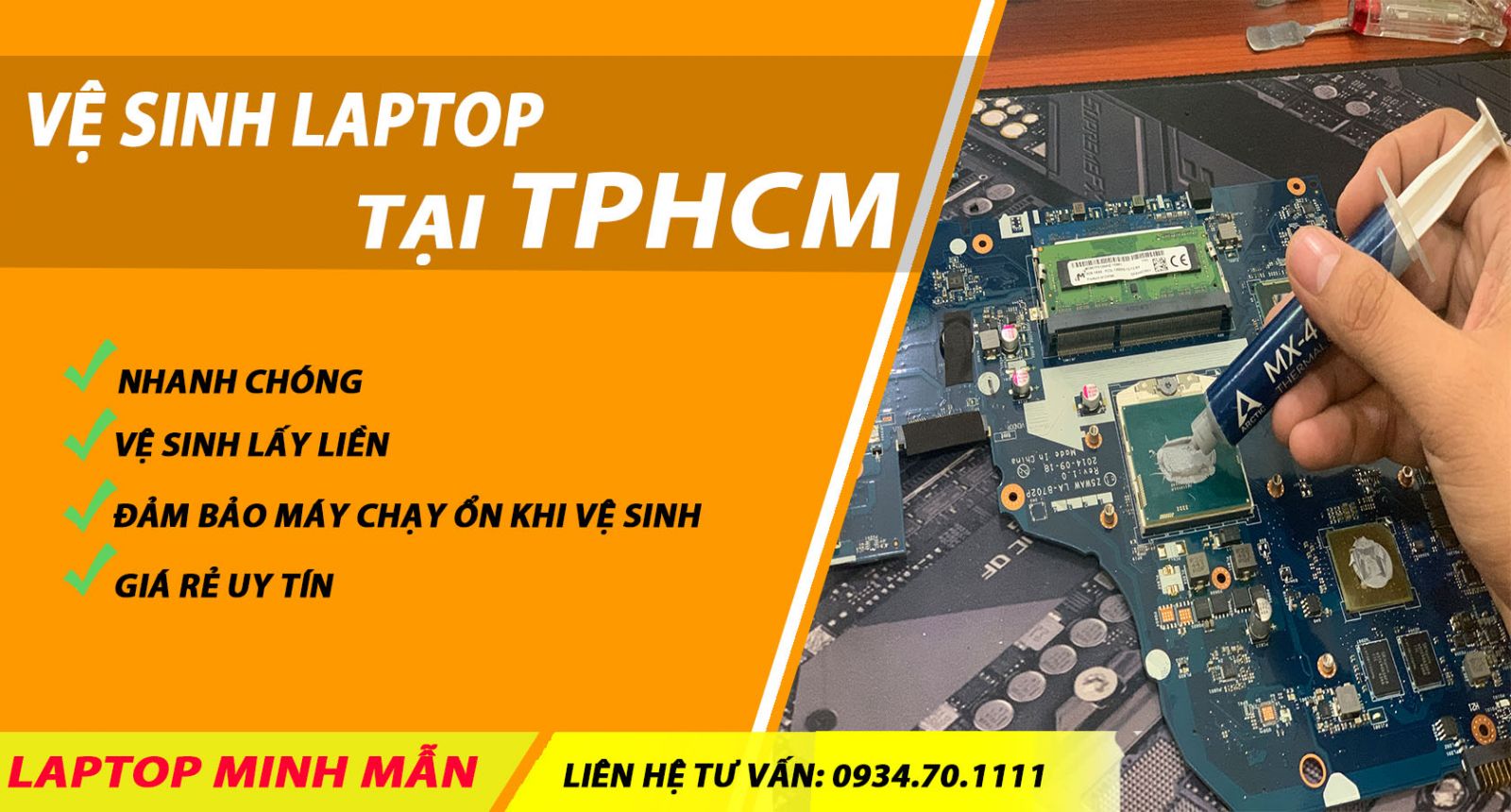 Dịch-vụ-vệ-sinh-bôi-keo-laptop-bên-trong-uy-tín-TPHCM