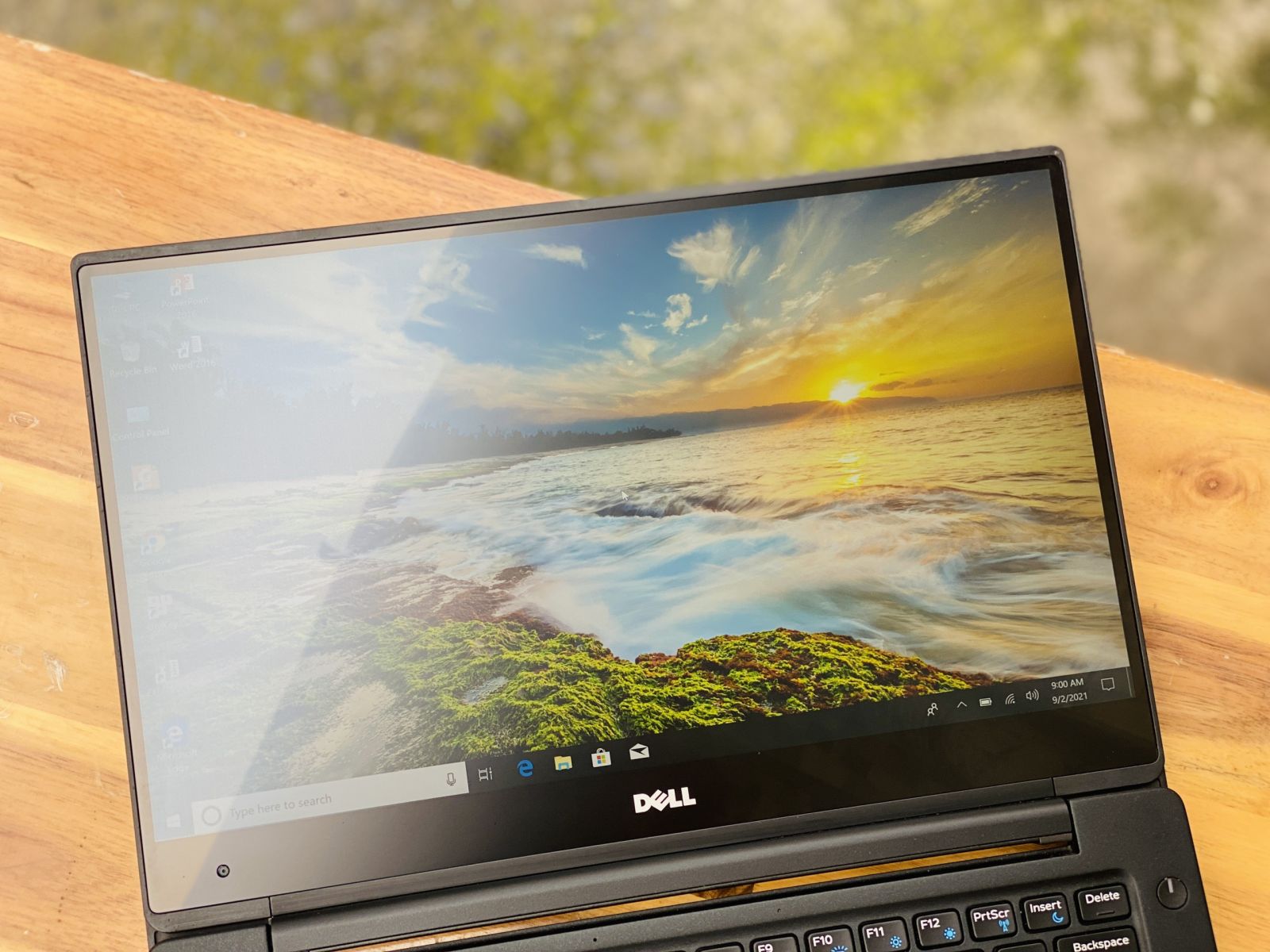 Hình ảnh Dell Latitude E7370 của Laptop Minh Mẫn