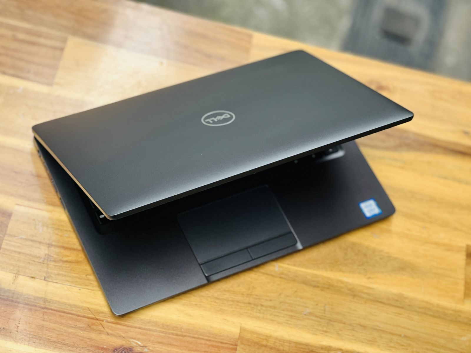 Laptop Dell Latitude 5300 I5 8365U cũ giá rẻ