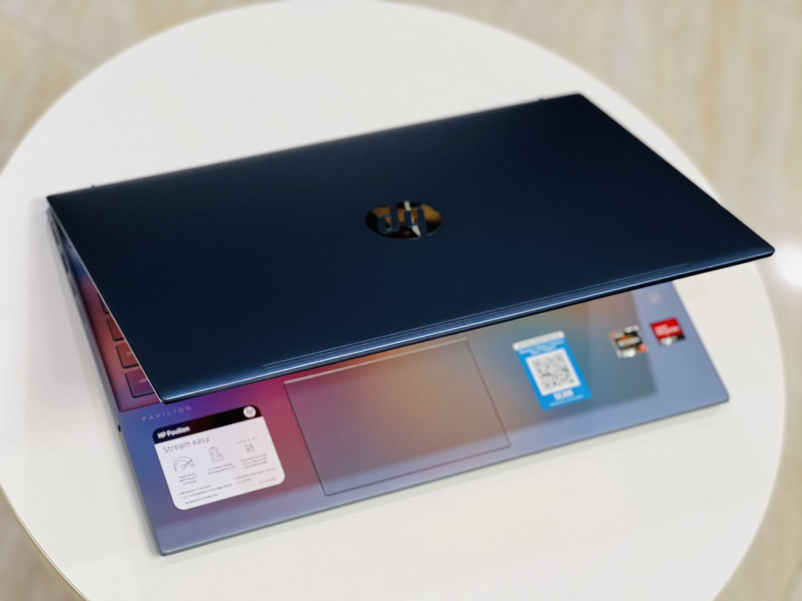 Laptop Hp Pavilion 15-EH1070WM Ryzen 7 giá rẻ