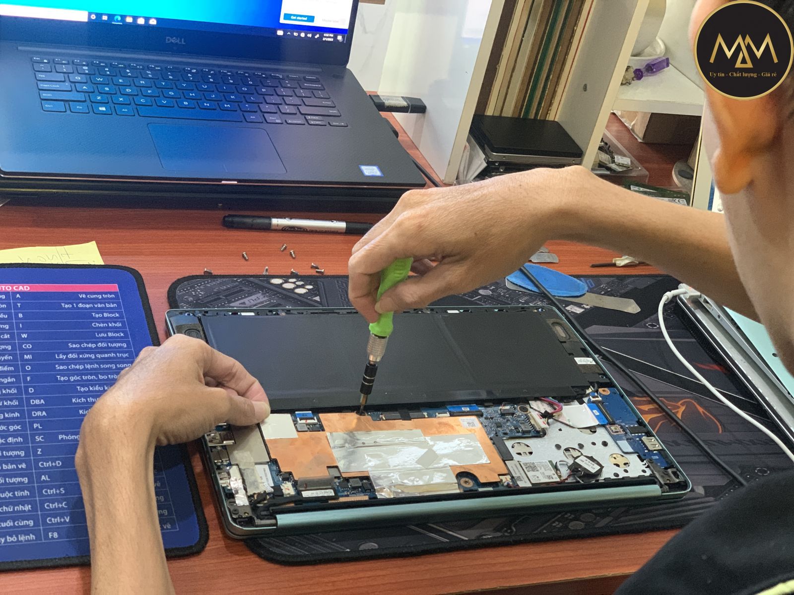 Thay Màn Hình Laptop Phú Nhuận Uy Tín Giá Rẻ