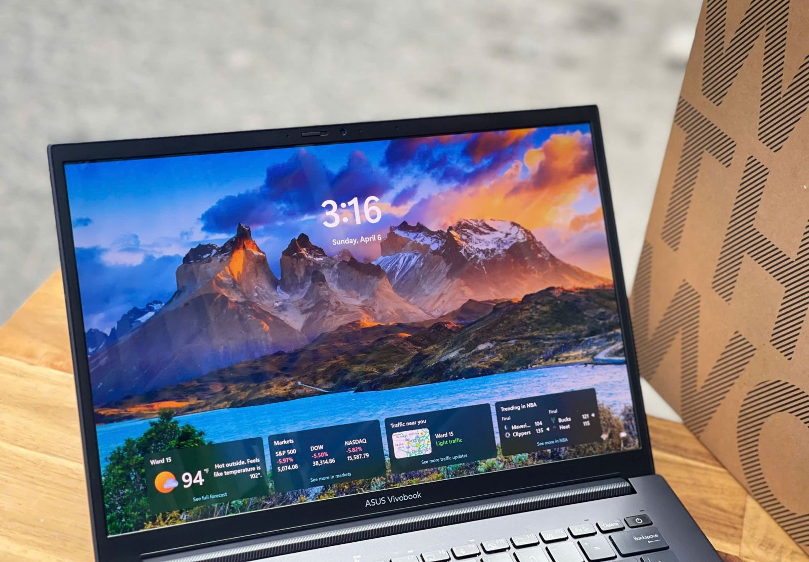 ASUS VIVOBOOK M7400QC RYZEN 5 5600H