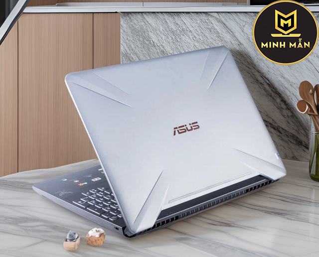 MUA LAPTOP GAMING CŨ TRẢ GÓP