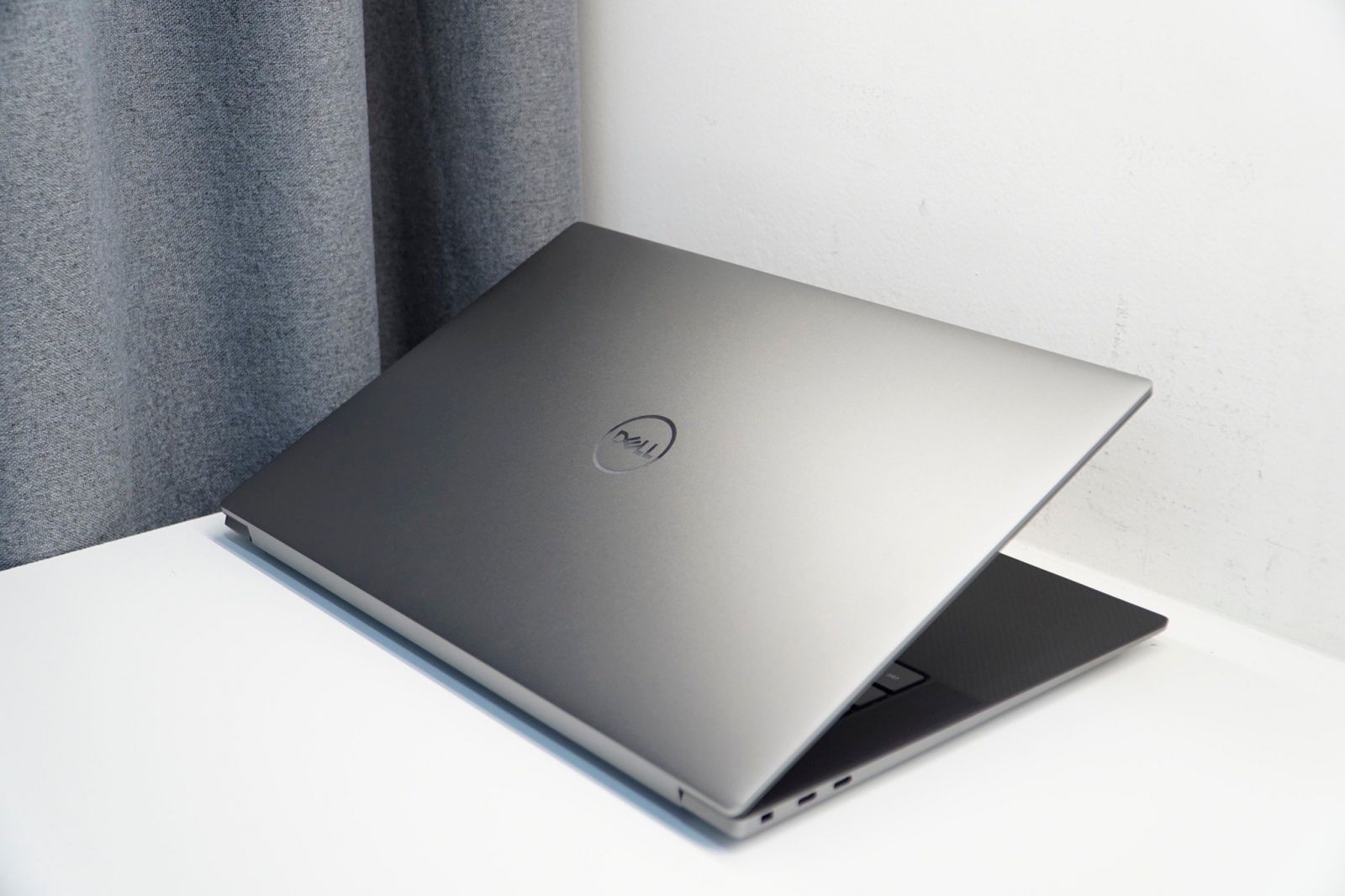 Laptop Dell Precision 5570 i7 12800H Giá Rẻ