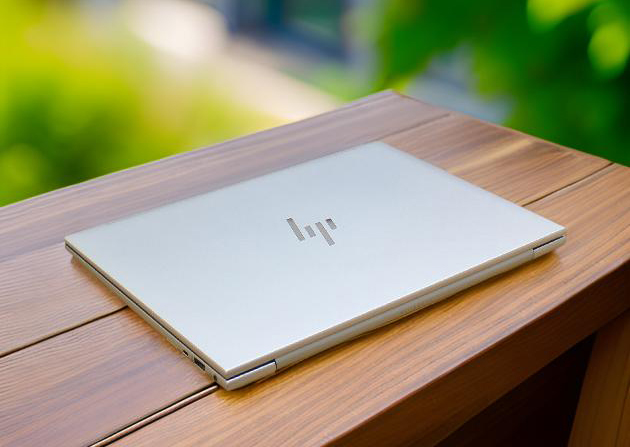 HP ELITEBOOK 1040 G10 i7 1370P