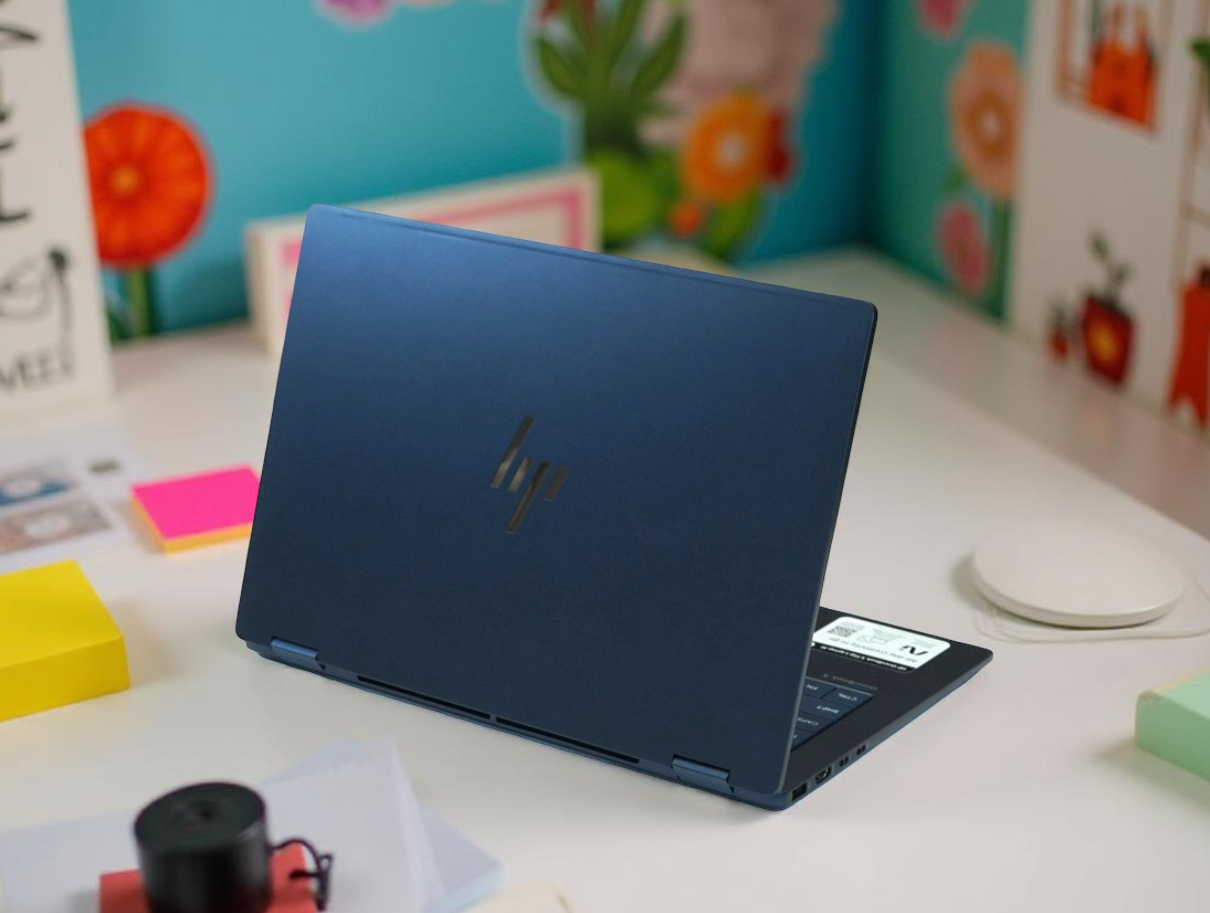 HP OMNIBOOK X FLIP 14 FM0023DX