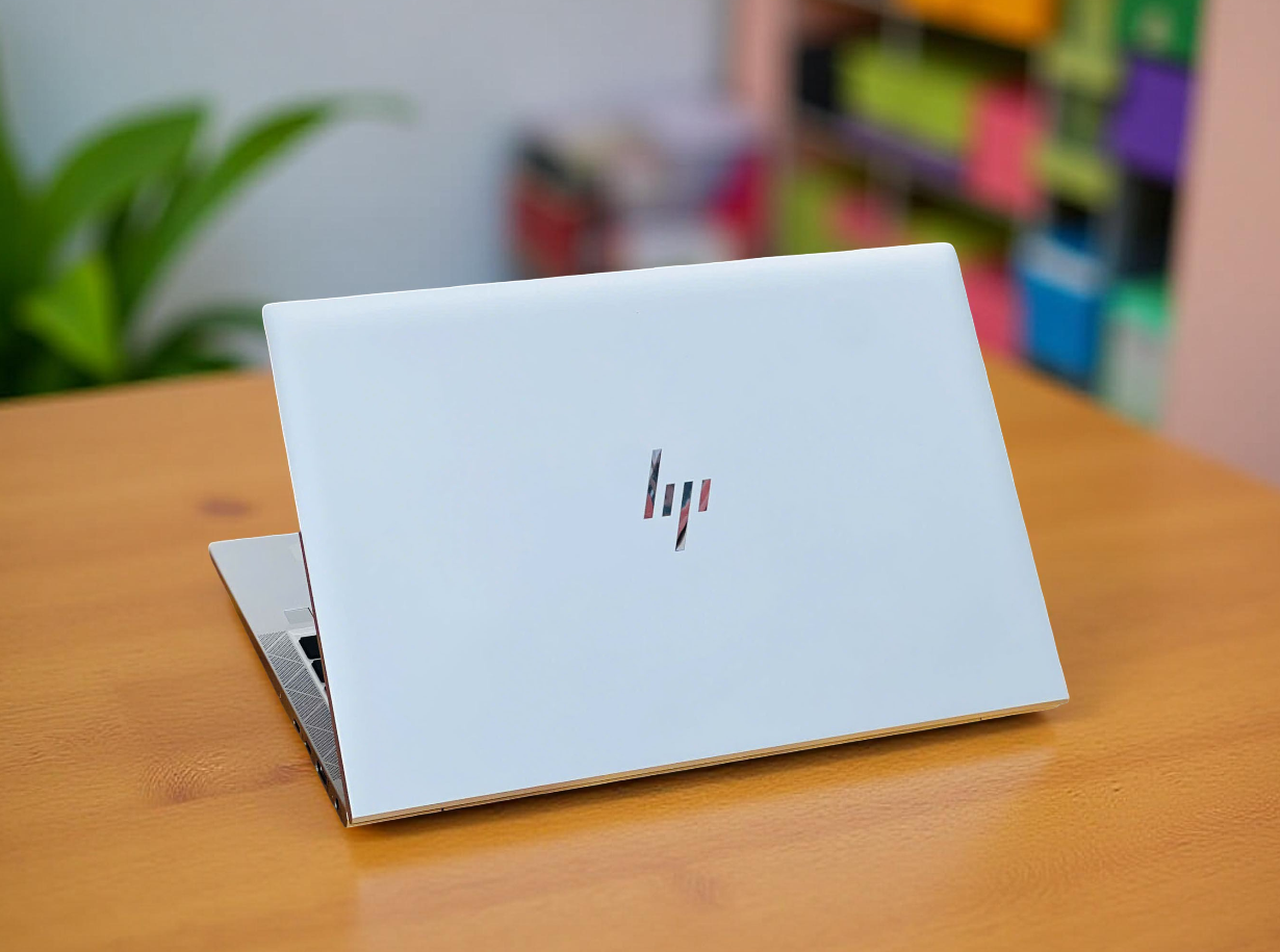 SO SÁNH HP ELITEBOOK 840 G8 VÀ DELL LATITUDE 7420