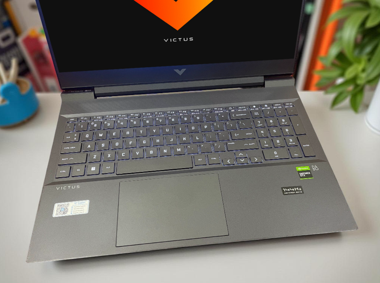 HP VICTUS 15 FB1022AX RYZEN 5 7535HS
