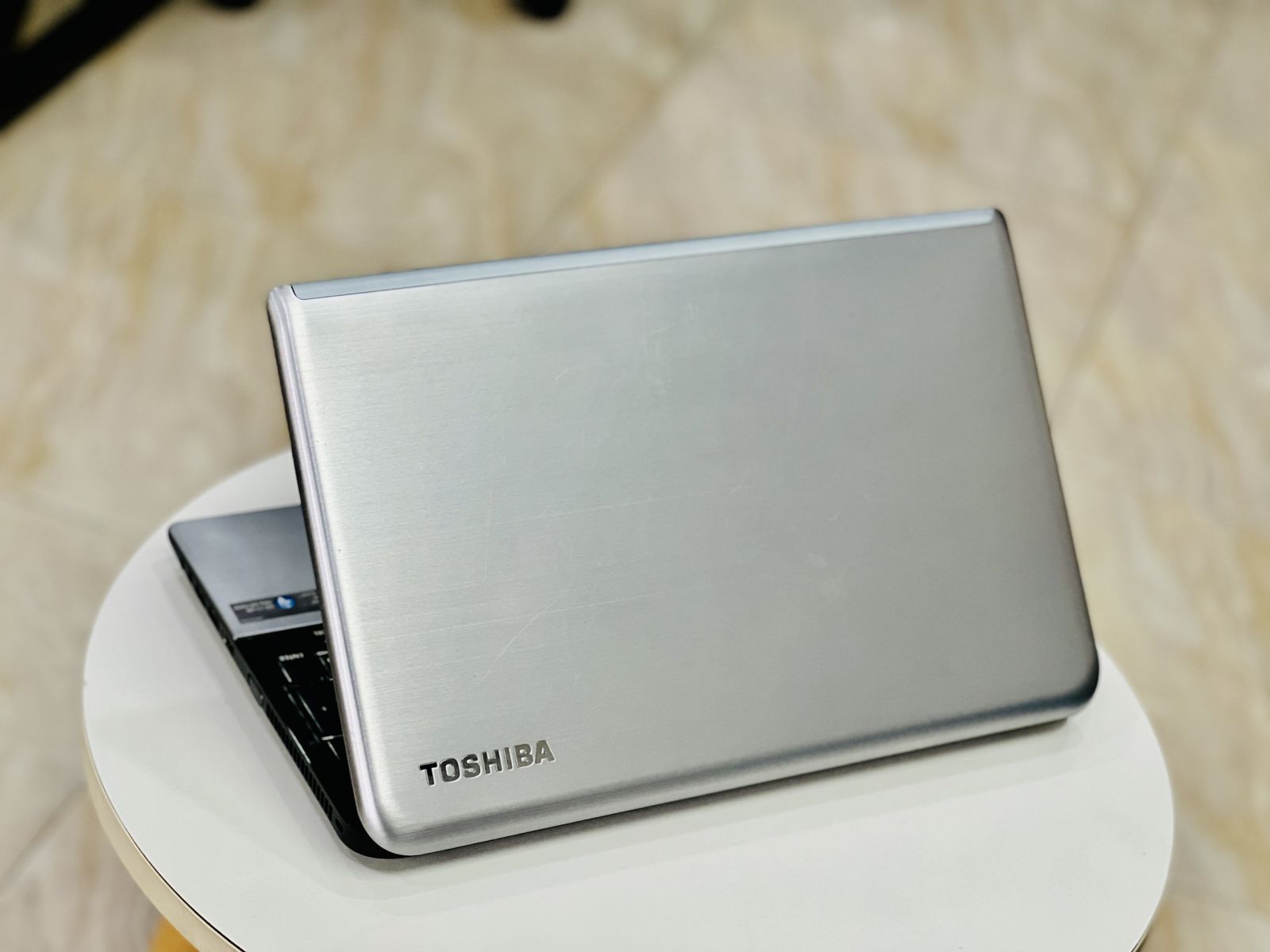 Laptop Cũ 99% Toshiba S55 i7 4700QM/ Ram8G/ SSD256/ Vga HD4600/ Hỗ Trợ Game Đồ Họa/ 15.6inch/ Giá rẻ
