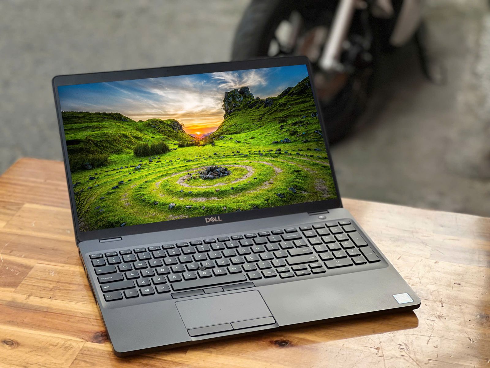 DELL LATITUDE 5500 i7 8665U