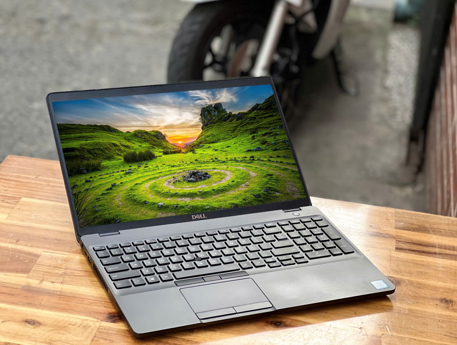 DELL LATITUDE 5500 i7 8665U