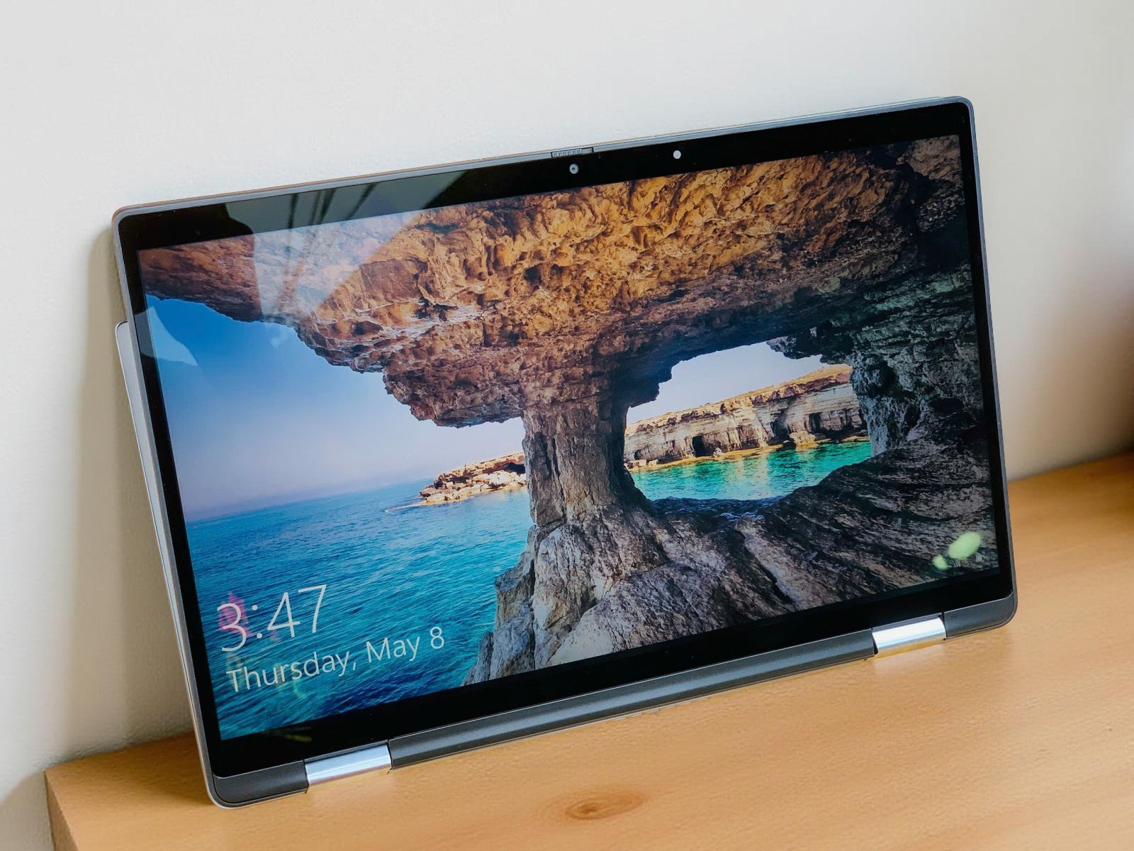 LAPTOP DELL CŨ VIỀN MỎNG NHẸ PIN TRÂU