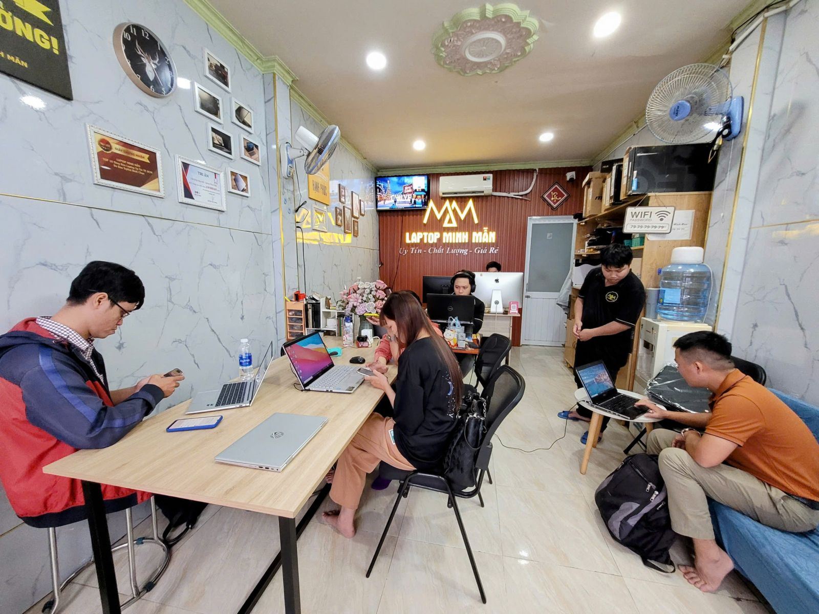 LAPTOP XÁCH TAY DƯỚI 10 TRIỆU
