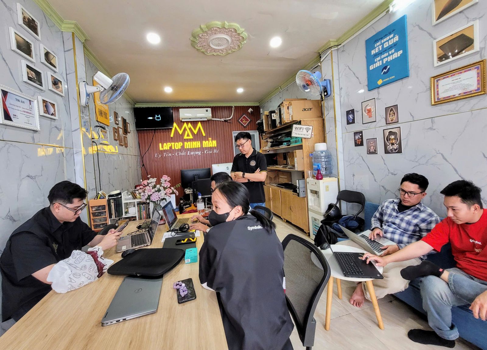 TOP 5 MẪU LAPTOP CHÍNH HÃNG ĐÁNG MUA NHẤT 2025