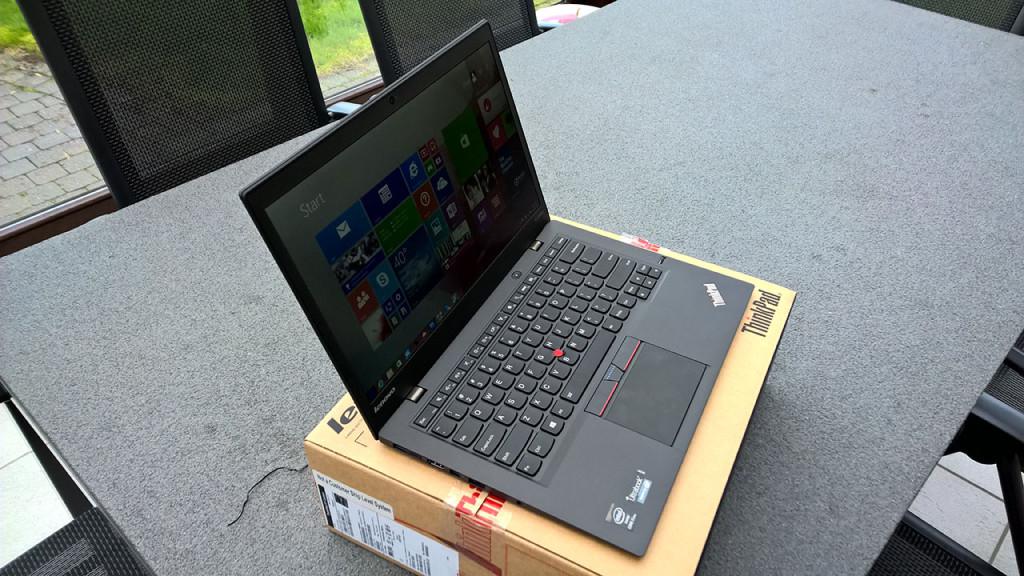 Laptop Lenovo Thinkpad X1 Carbon Gen 3/ i7 5600U/ 8G/ SSD256/ 14in/ Win 10/ Giá rẻ