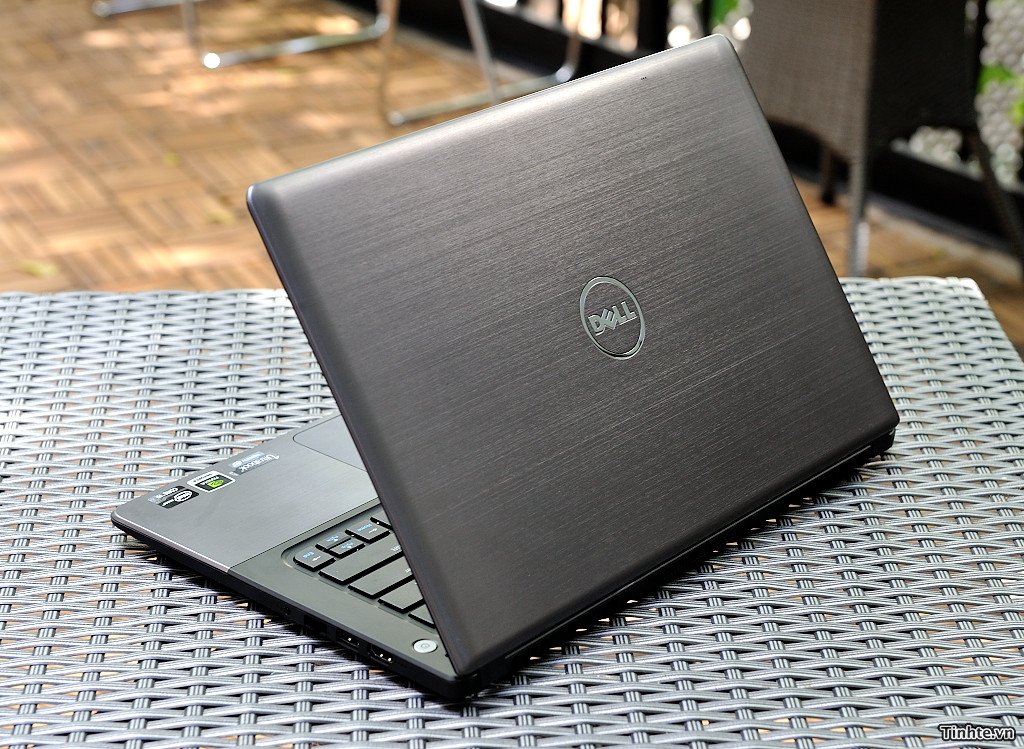 Laptop Dell Vostro 5480, i5 5200U 8G SSD128 Vga rời 2G Siêu mỏng Giá rẻ