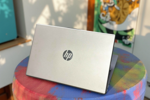 LAPTOP HP 15 FC0085AU RYZEN 5 7430U 15.6 INCH FHD MÀU VÀNG GOLD CHUYÊN LẬP TRÌNH KẾ TOÁN GIÁ RẺ