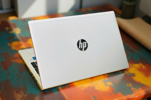 LAPTOP HP PROBOOK 650 G8 i5 1135G7 15.6INCH FHD VỎ NHÔM PHÍM SỐ CHUYÊN KẾ TOÁN GIÁ RẺ