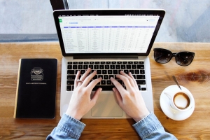 THAY PIN LAPTOP Ở ĐÂU UY TÍN TPHCM