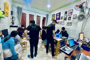 MUA LAPTOP CŨ LÀM YOUTUBE VIDEO TỐT