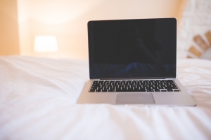 LAPTOP XÁCH TAY GIÁ RẺ HÓC MÔN