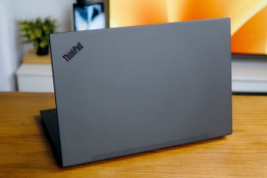 LAPTOP LENOVO THINKPAD P1 GEN 3 I7 10750H QUADRO T1000 15.6INCH CHUYÊN ĐỒ HỌA MỎNG NHẸ GIÁ RẺ